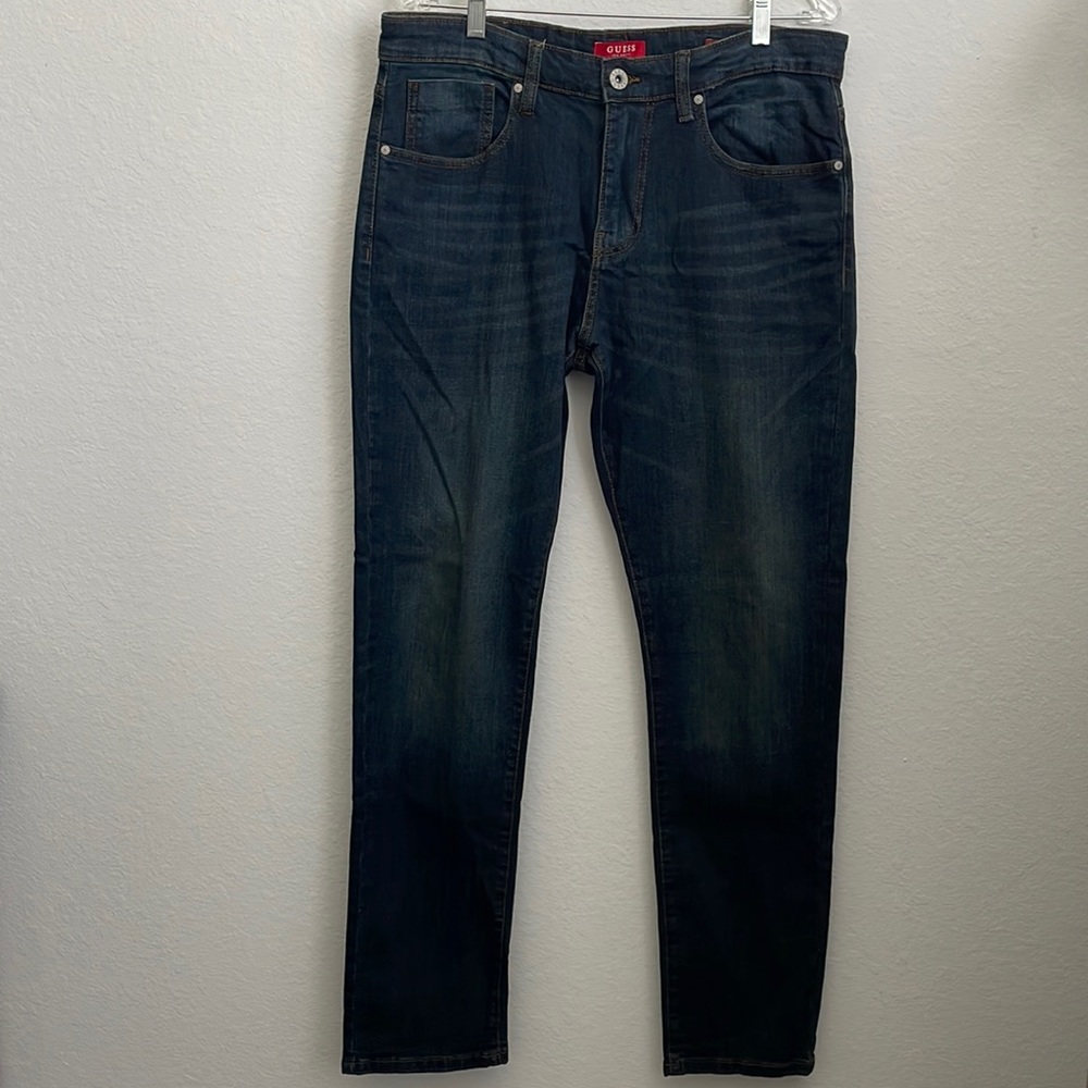 Guess Jeans - Picture 2 of 11